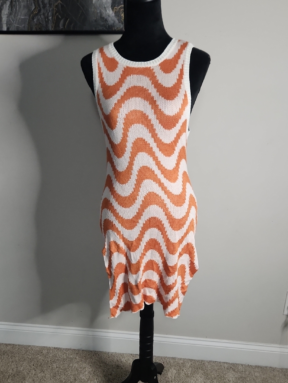 Source Unknown Orange and White Wavy Knit Mini Dress